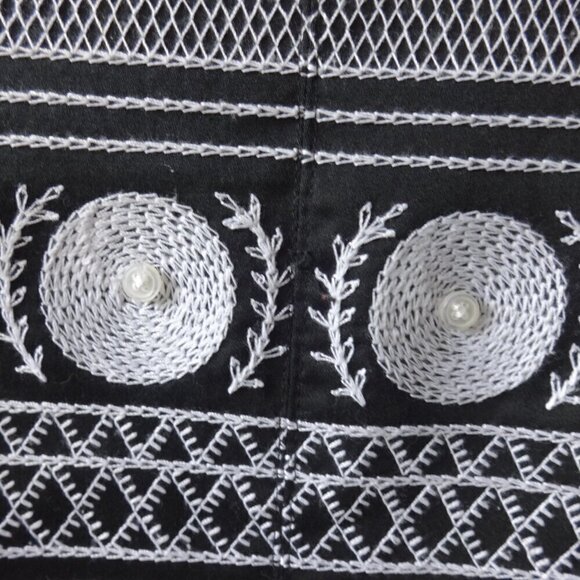 Silk Club women's size SP jacket black with white embroidery, open front, lined - Picture 4 of 16